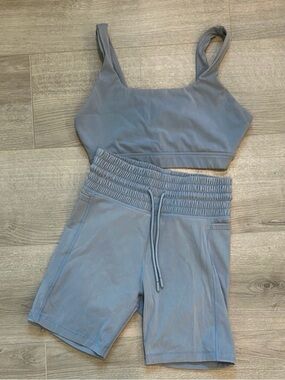 Lorna Jane Blue Bike Shorts & Sports Bra Set